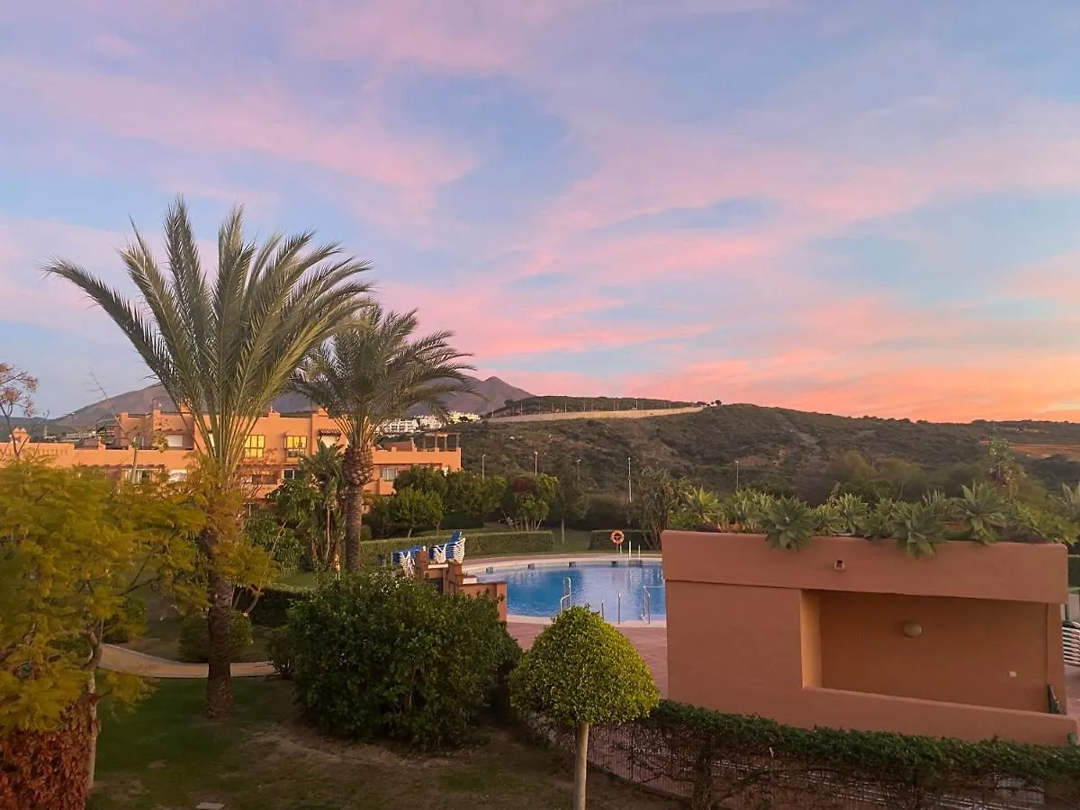 Casares Del Sol Apartment