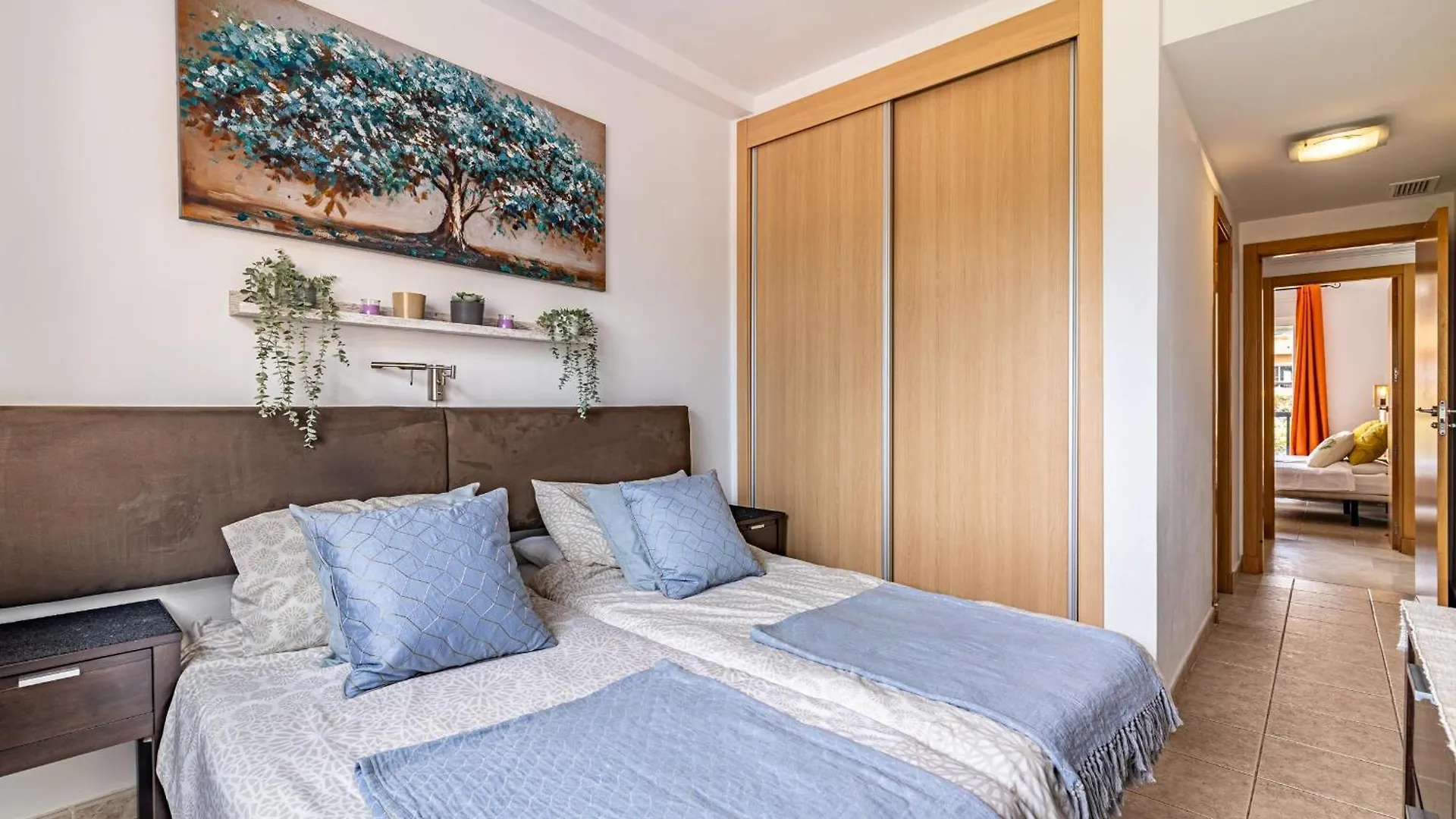 Casares Del Sol Apartment